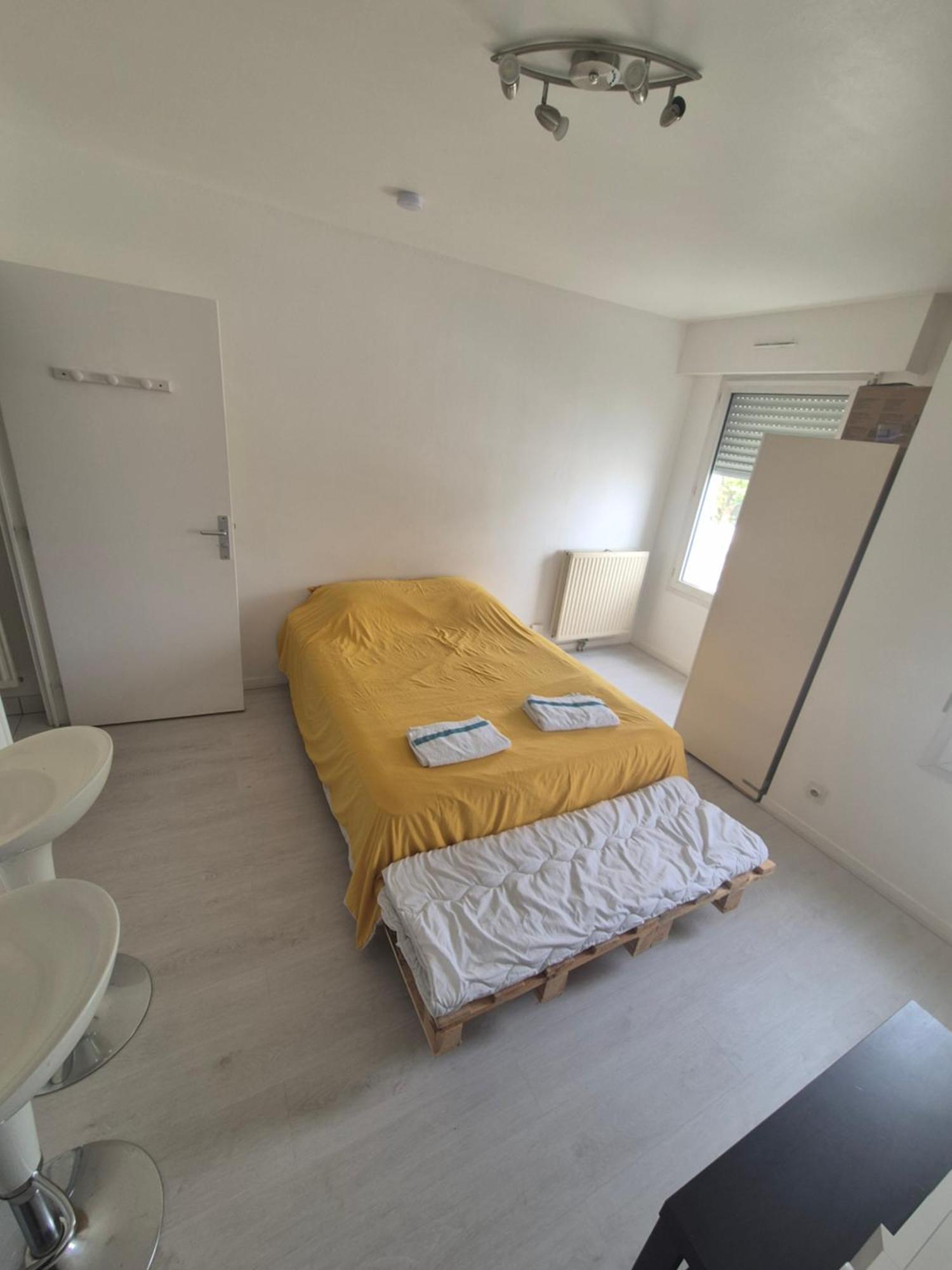 Studio A Suresnes Extérieur photo